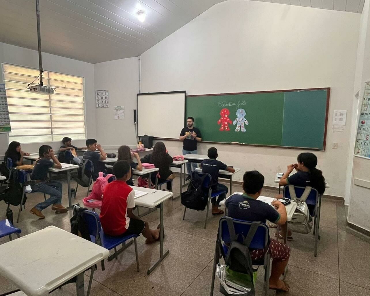 Imagem de compartilhamento para o artigo Programa Saúde na Escola: Nutricionistas promovem educação alimentar lúdica em escola de Alcinópolis  da MS Todo dia